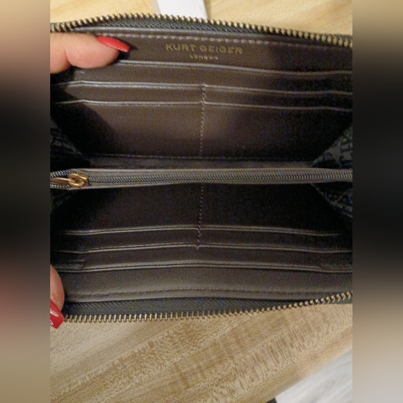 Kurt Geiger NWT Leopard Studded Quilted Suede Long Zip Wallet & Box - Picture 9 of 9